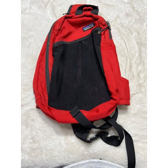 Patagonia Atom Sling 8L Bag Red & Black Nylon - Picture 9 of 10